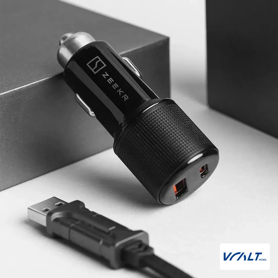 Автомобильный адаптер питания Zeekr с портами USB Type-A и Type-C